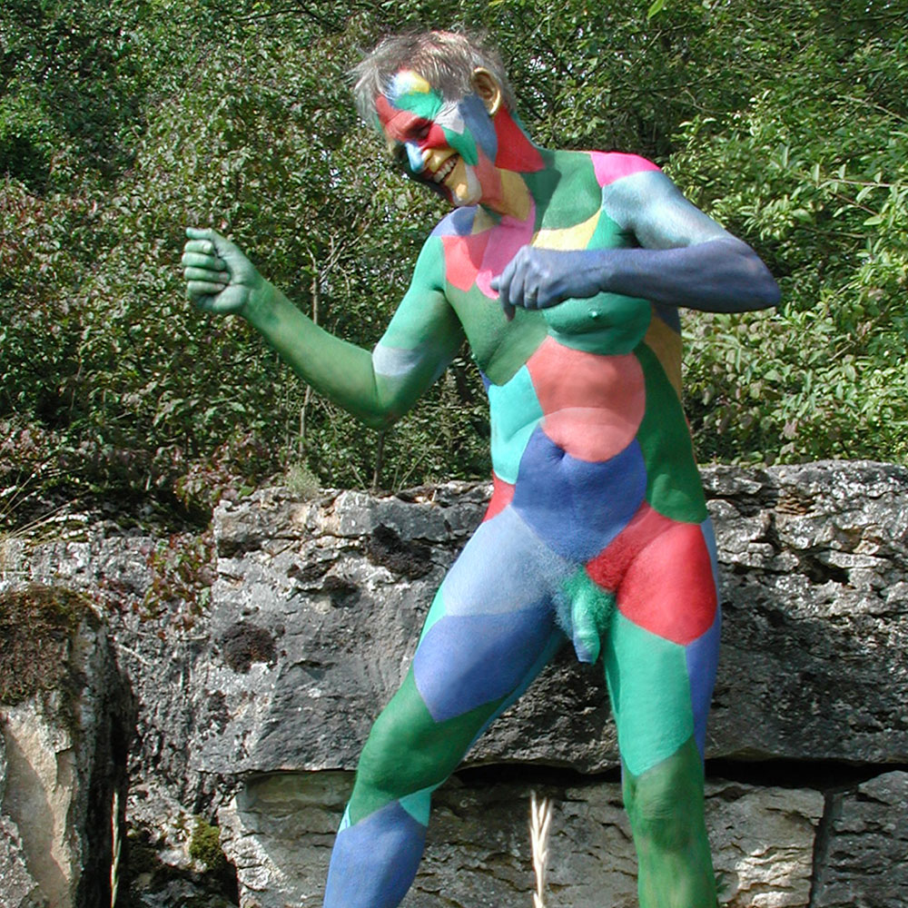 FKK - Bemalter Mann, nackt und frei in der Natur - Bodypainting, Körperbemalung, Körpermalerei